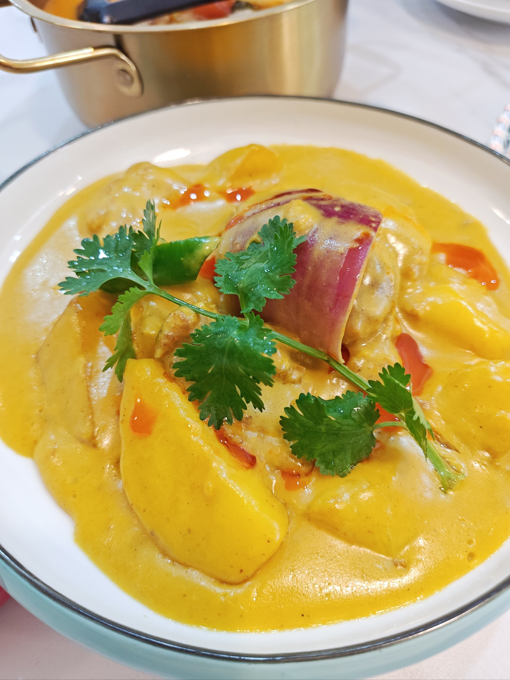 泰式青咖喱特色(泰式青咖喱酱食谱)