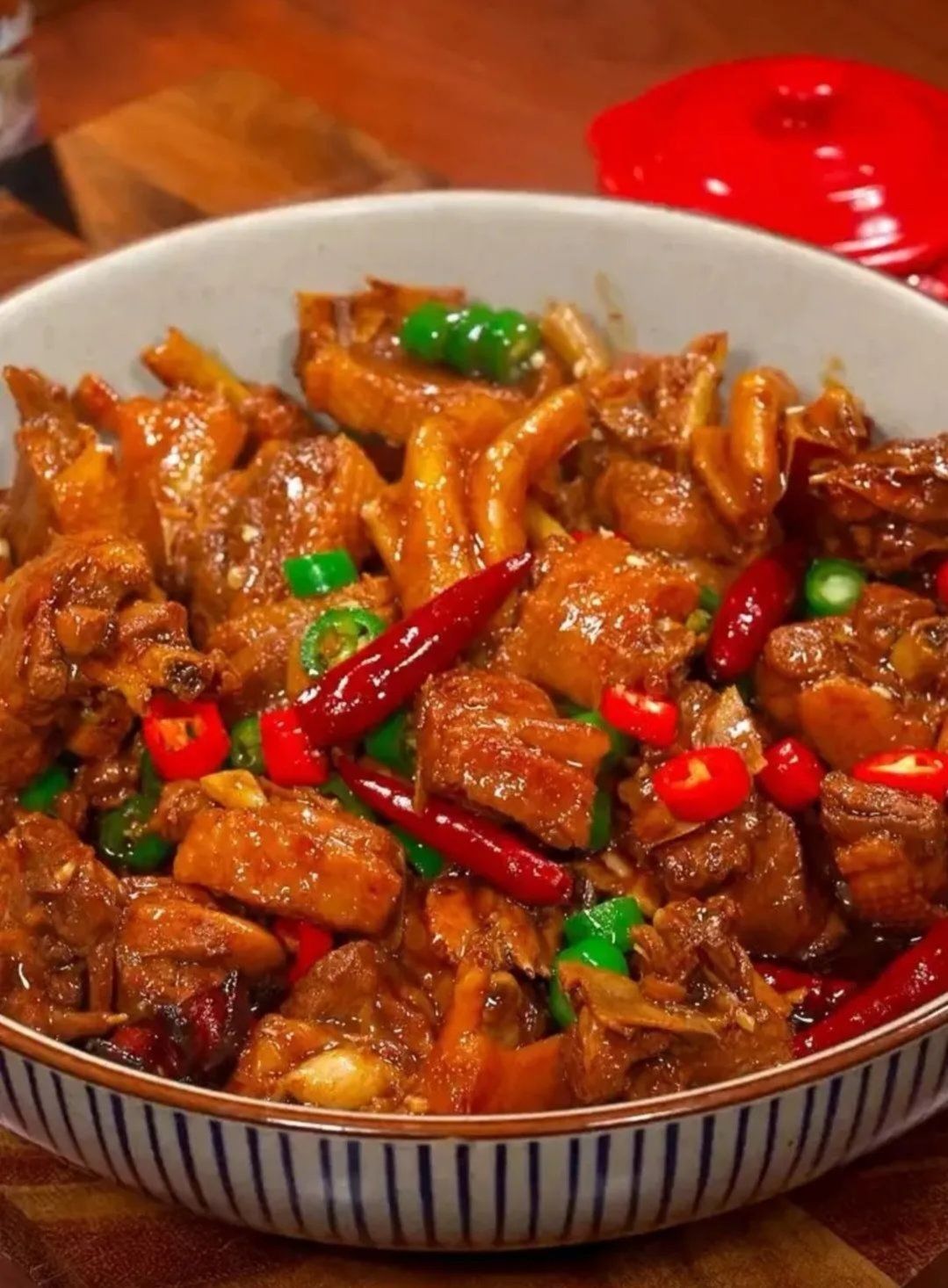 闷鸭子的做法大全家常(闷鸭子的做法大全家常窍门)