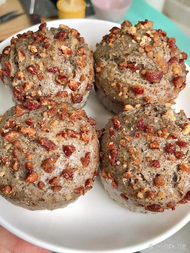 早餐芝麻核桃(黑芝麻核桃早餐奶好还是牛奶好)