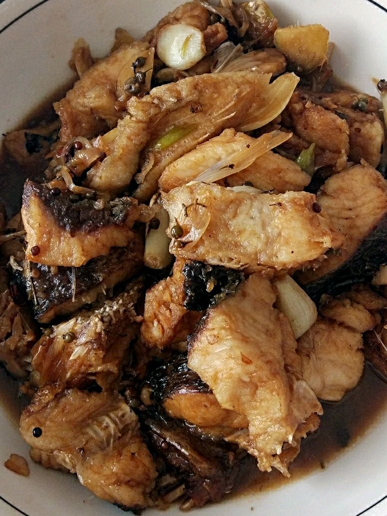 家常鲢鱼的做法(鲢鱼一鱼多吃的做法)