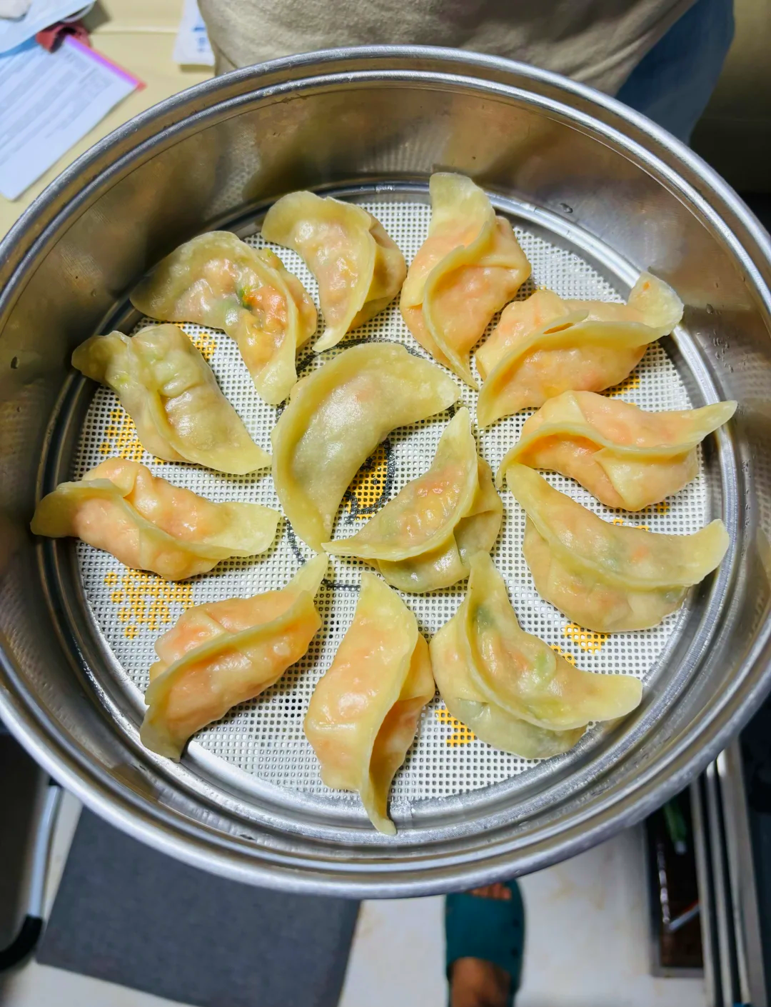 虾肉素菜饺子(虾肉饺子的做法和配料) 虾肉素菜饺子(虾肉饺子的做法和配料)