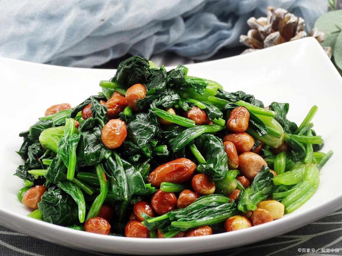 菠菜和啥拌凉菜(菠菜能和什么拌凉菜)