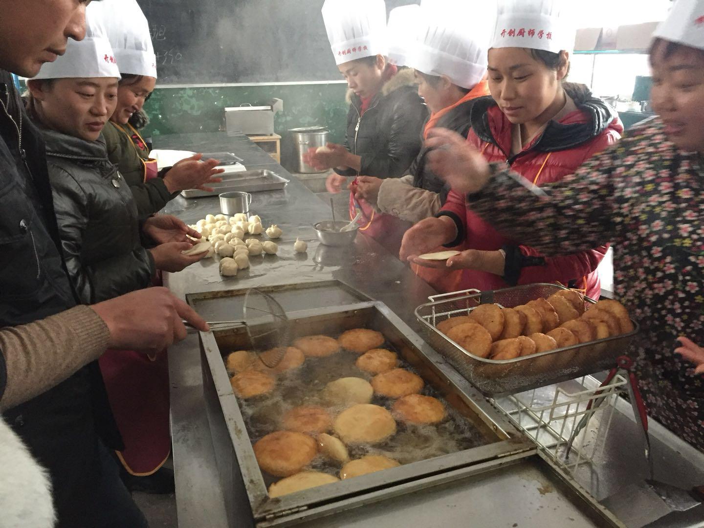 新乡哪里有学做早餐的(新乡好吃的早餐店) 新乡哪里有学做早餐的(新乡好吃的早餐店)