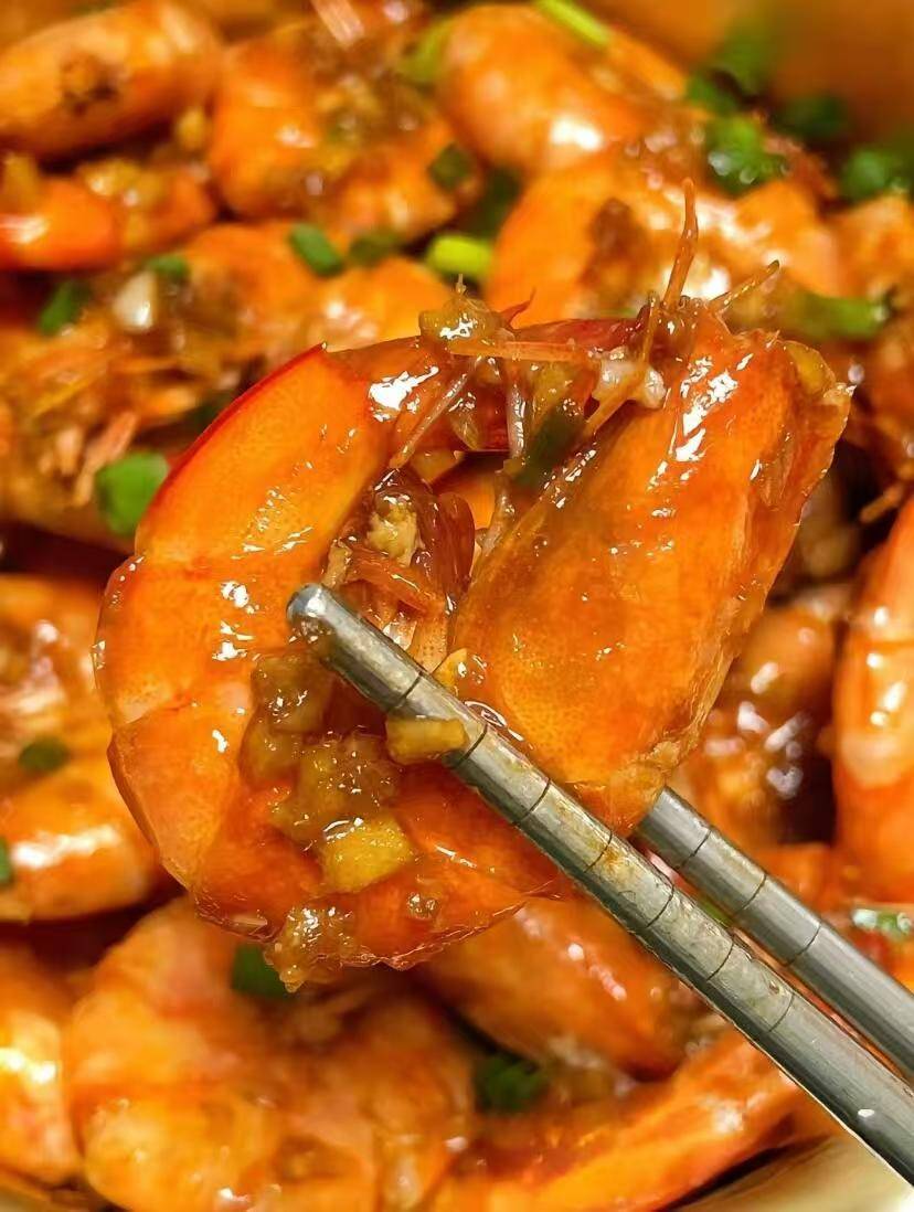 家常焖大虾(家常焖大虾怎么做鲜嫩不腥,用啤酒代替料酒可以吗?) 家常焖大虾(家常焖大虾怎么做鲜嫩不腥,用啤酒代替料酒可以吗?)