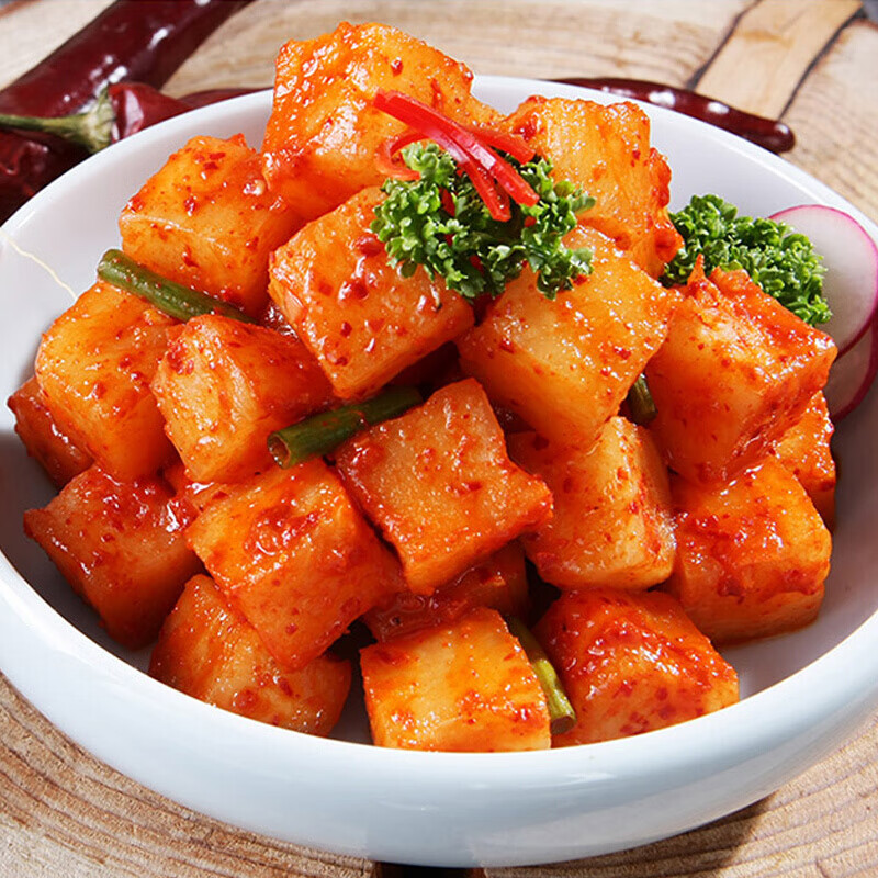 韩国特色泡菜萝卜辣(韩国泡菜萝卜是什么萝卜)