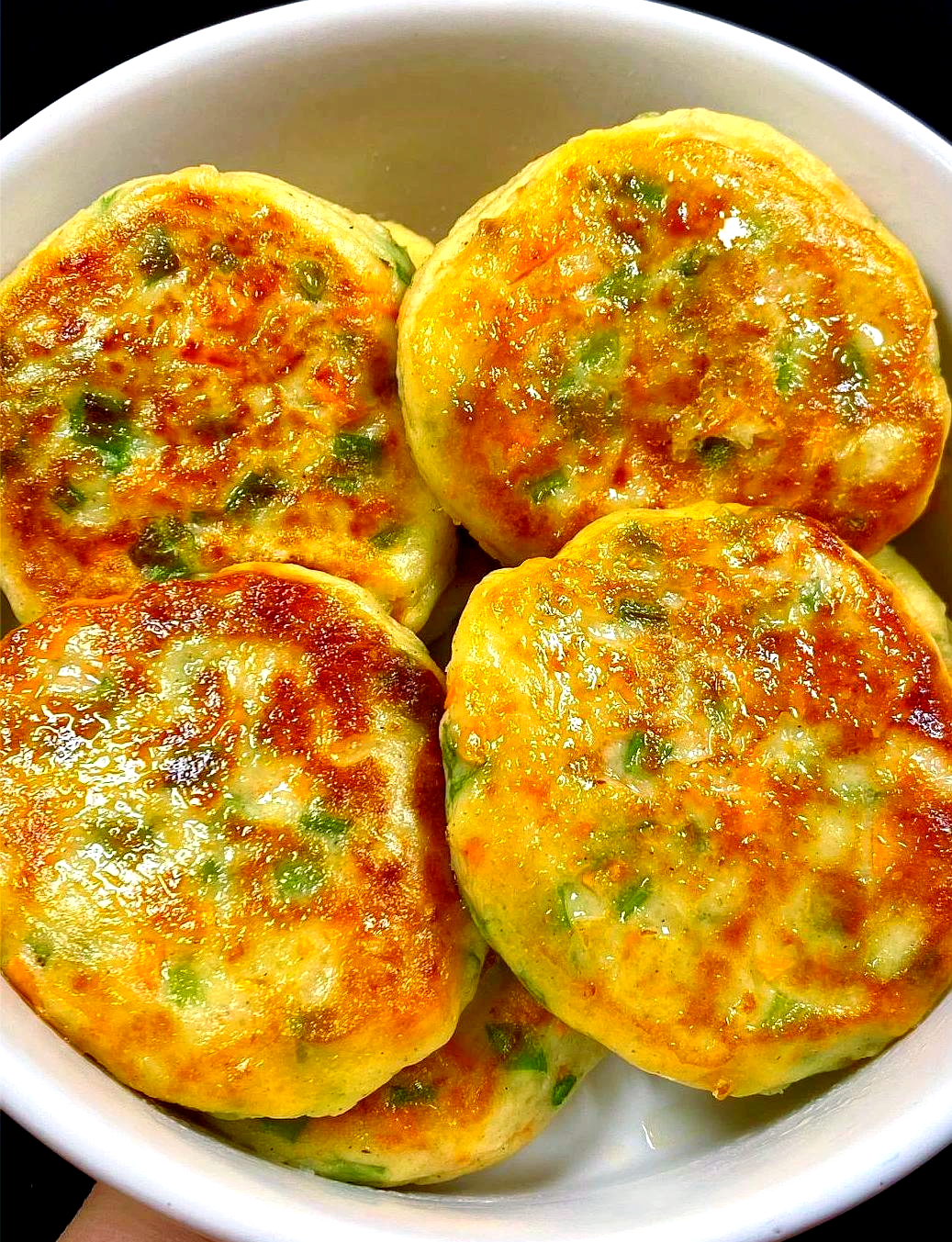 豆腐饼的家常做法(豆腐饼怎么做好吃又简单) 豆腐饼的家常做法(豆腐饼怎么做好吃又简单)