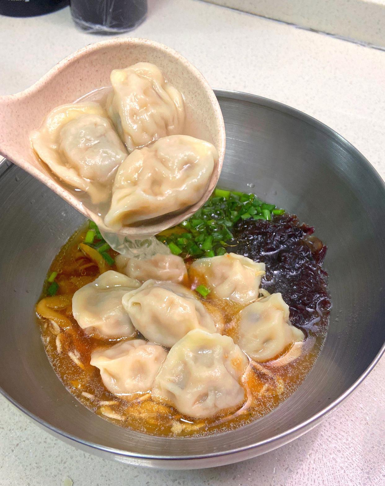 素菜饺子煮多长时间(素菜饺子煮多长时间能熟) 素菜饺子煮多长时间(素菜饺子煮多长时间能熟)