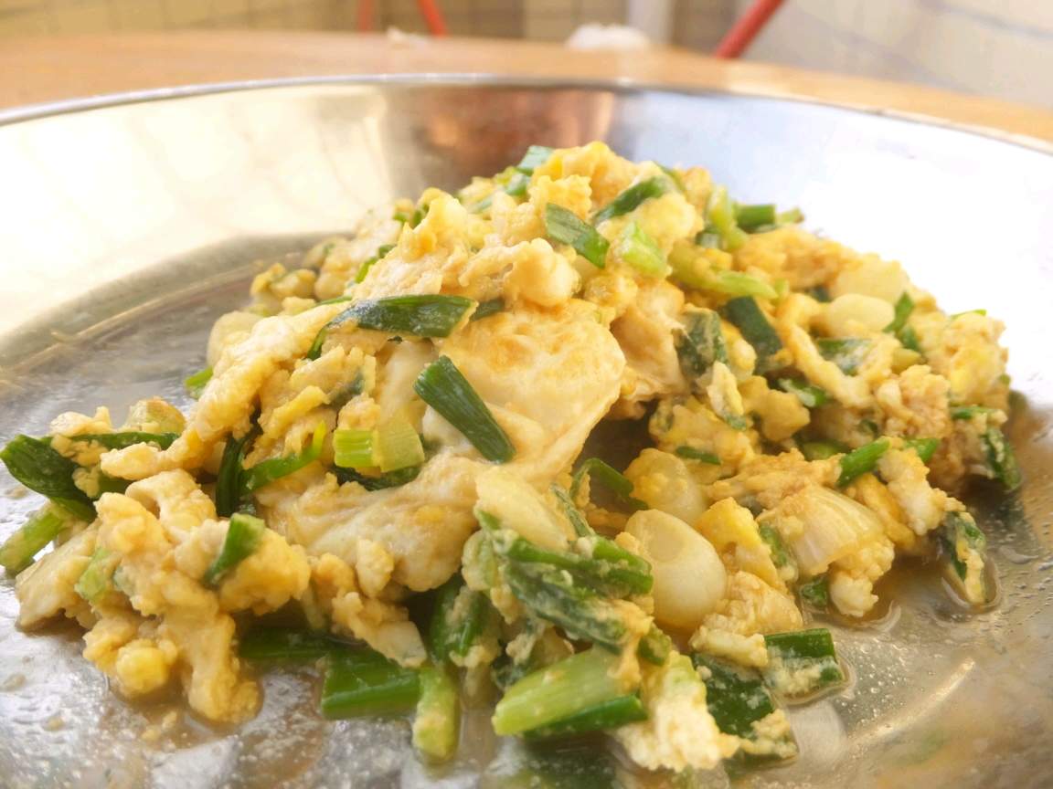 炒鸡蛋的特色(炒鸡蛋的特色是什么)