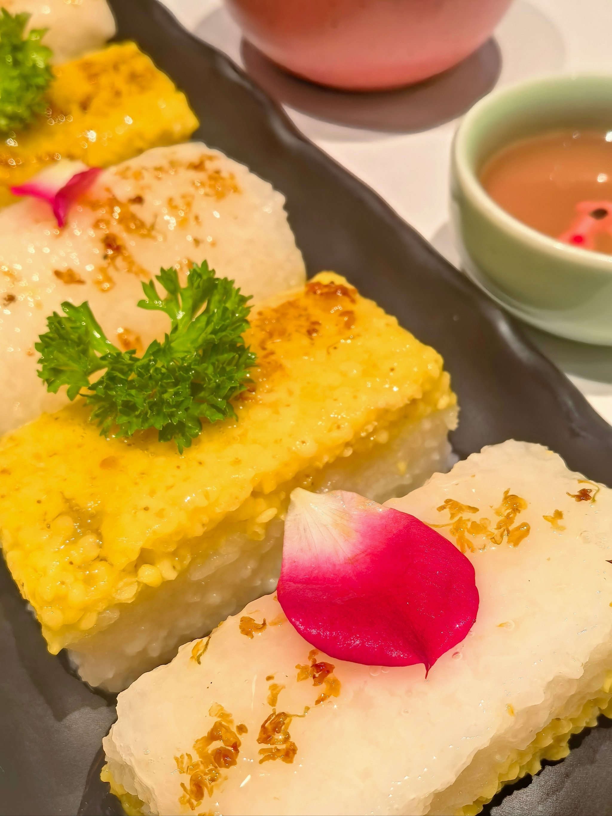 小吃摆盘(小吃摆盘装饰)