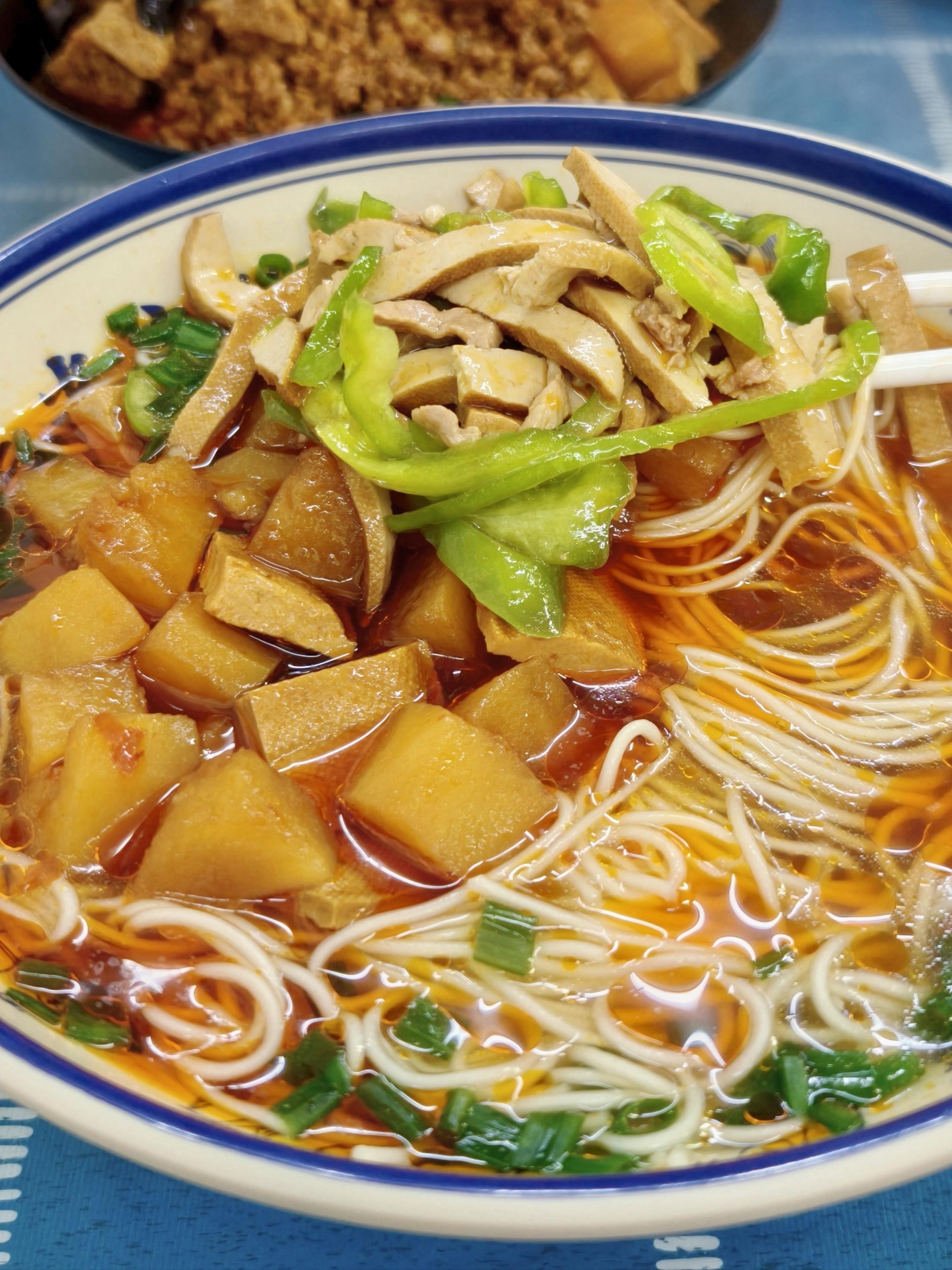 早点小吃米线面条(米线早点图片大全集) 早点小吃米线面条(米线早点图片大全集)