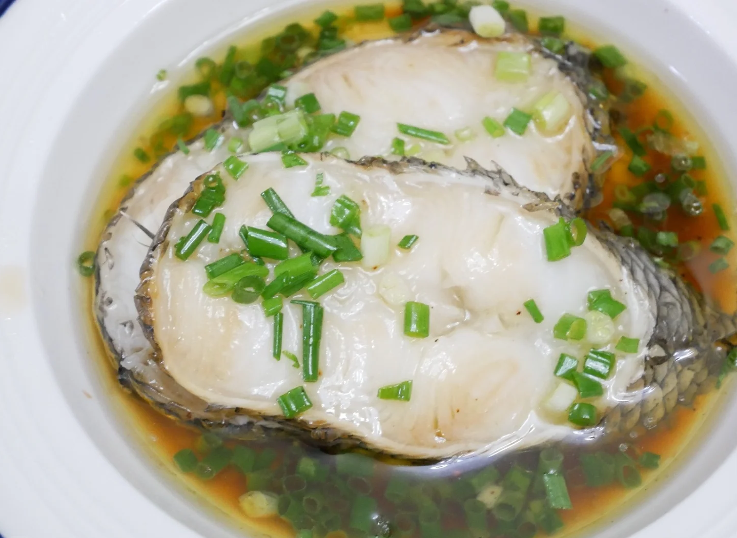 家常炖冻鳕鱼(冻鳕鱼炖豆腐家常做法视频窍门)