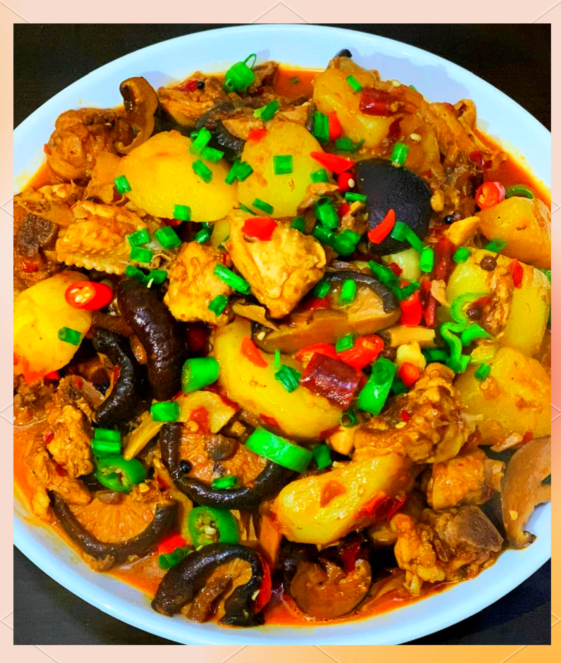 黄焖鸡米饭家常做法(砂锅煲仔饭怎么做好吃又简单)