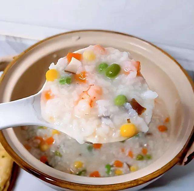 早餐爱吃(爱吃早餐的人)