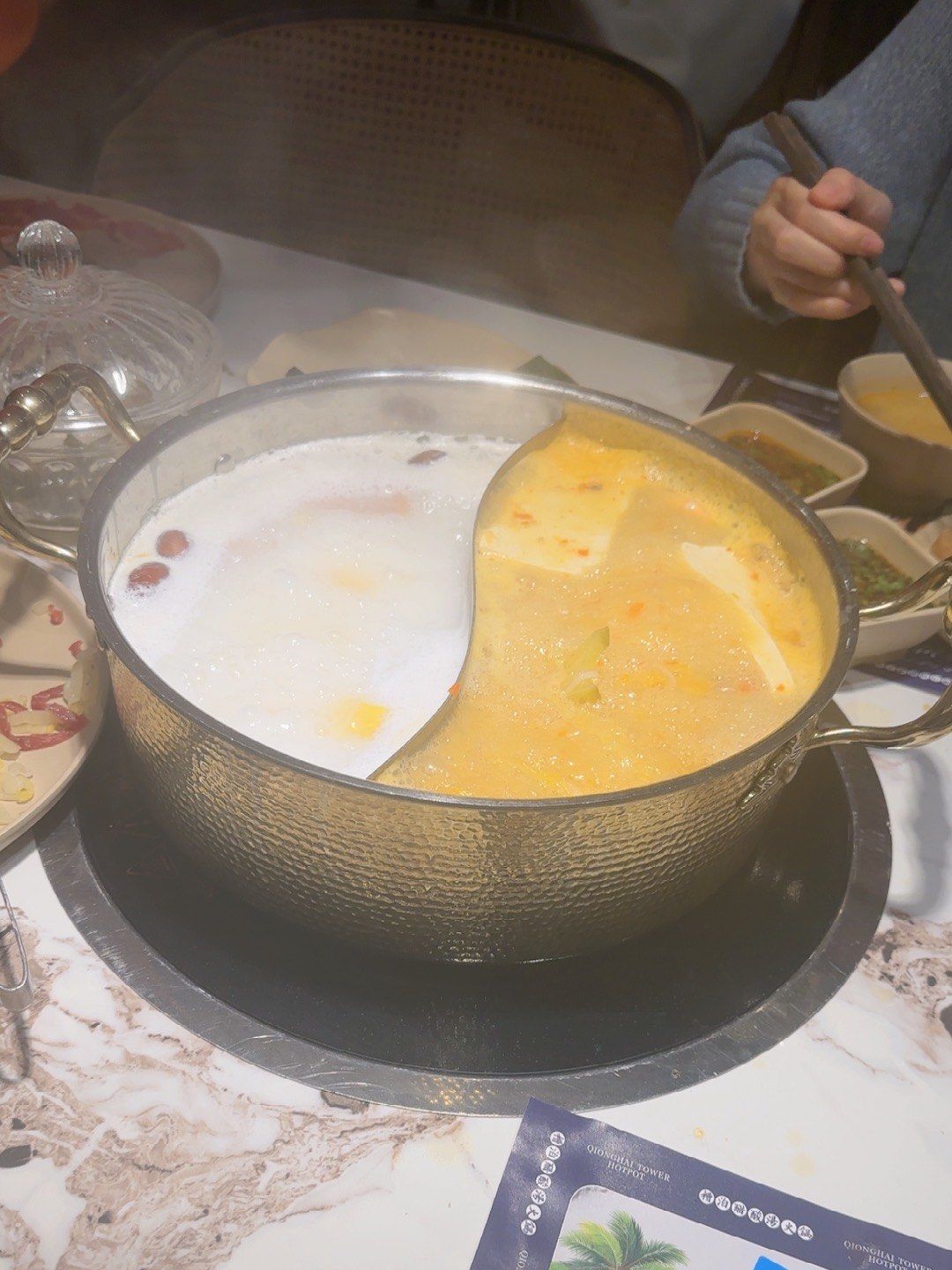 海南特色火锅教学(海南吃火锅吃什么蘸料)