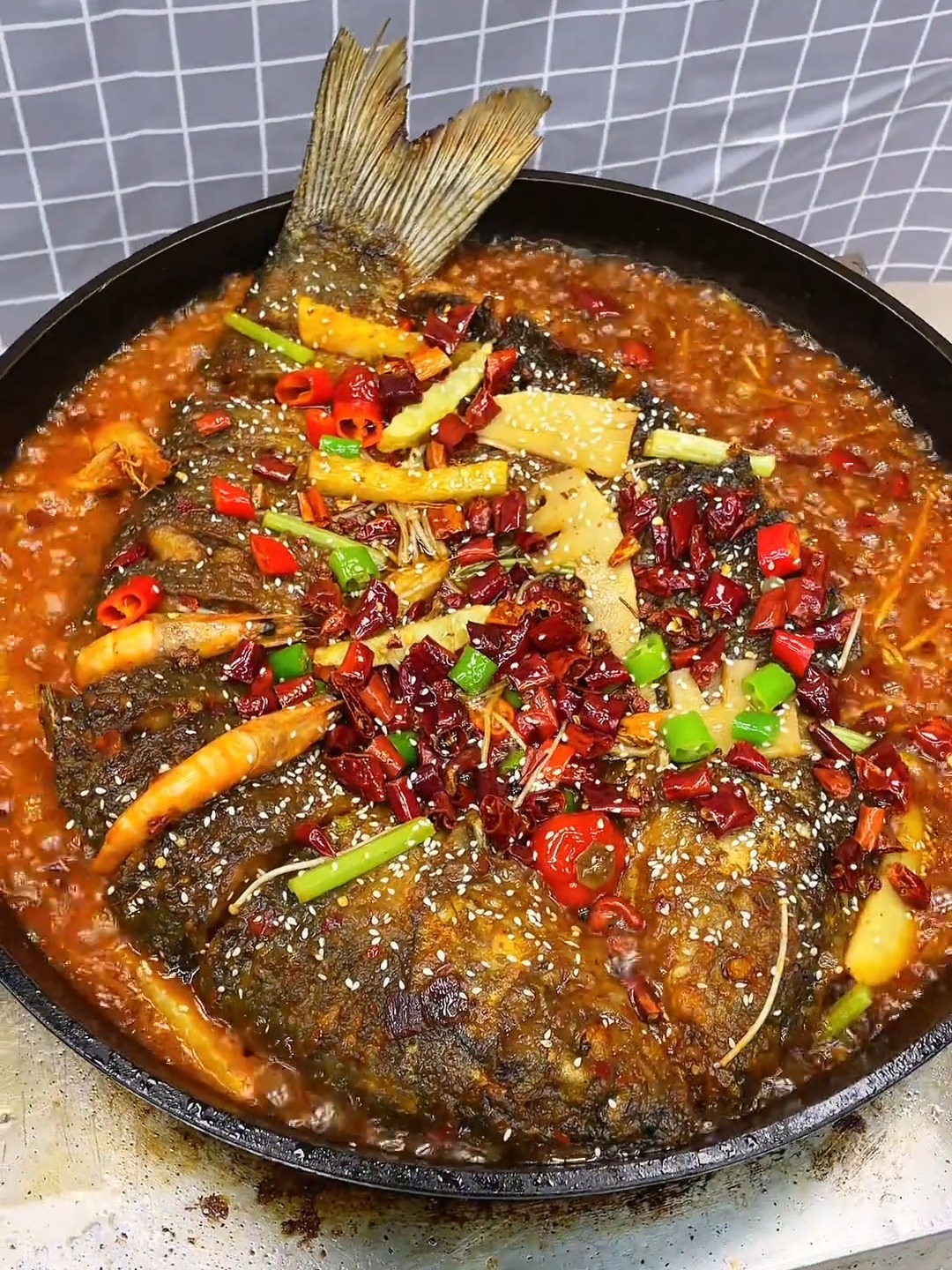 怎么做特色鱼(怎么做特色鱼好吃)