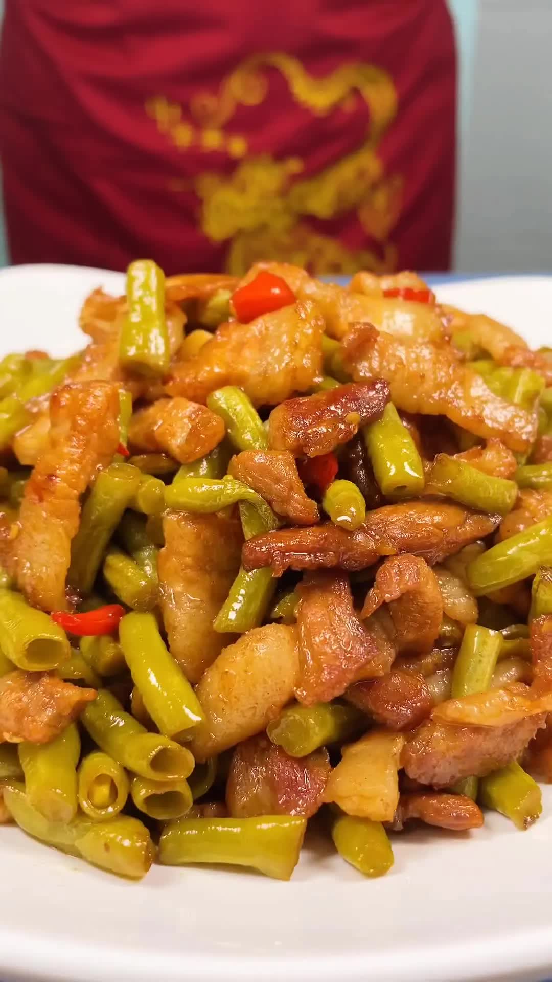 酸豇豆炒肉末的特色(酸豇豆炒肉末的特色是什么)