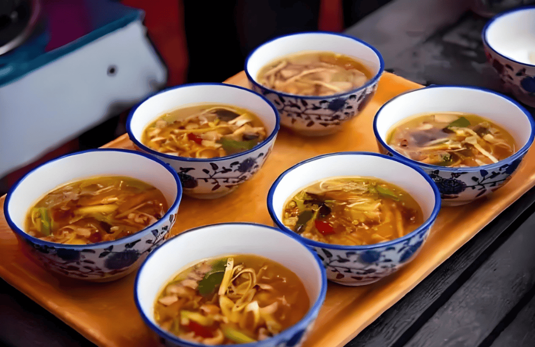 陕西当地特色美食(陕西特色美食排行榜前十名)