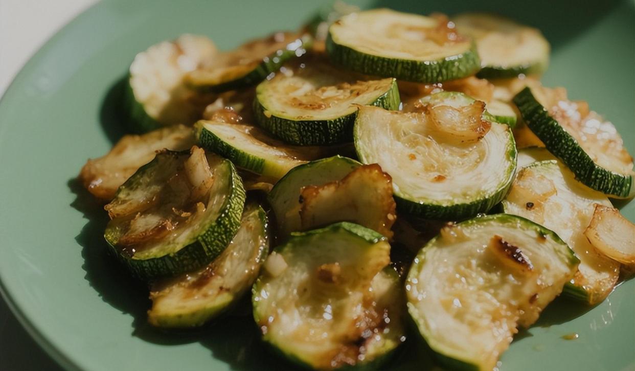 素菜鲜味(素菜的素怎么样)