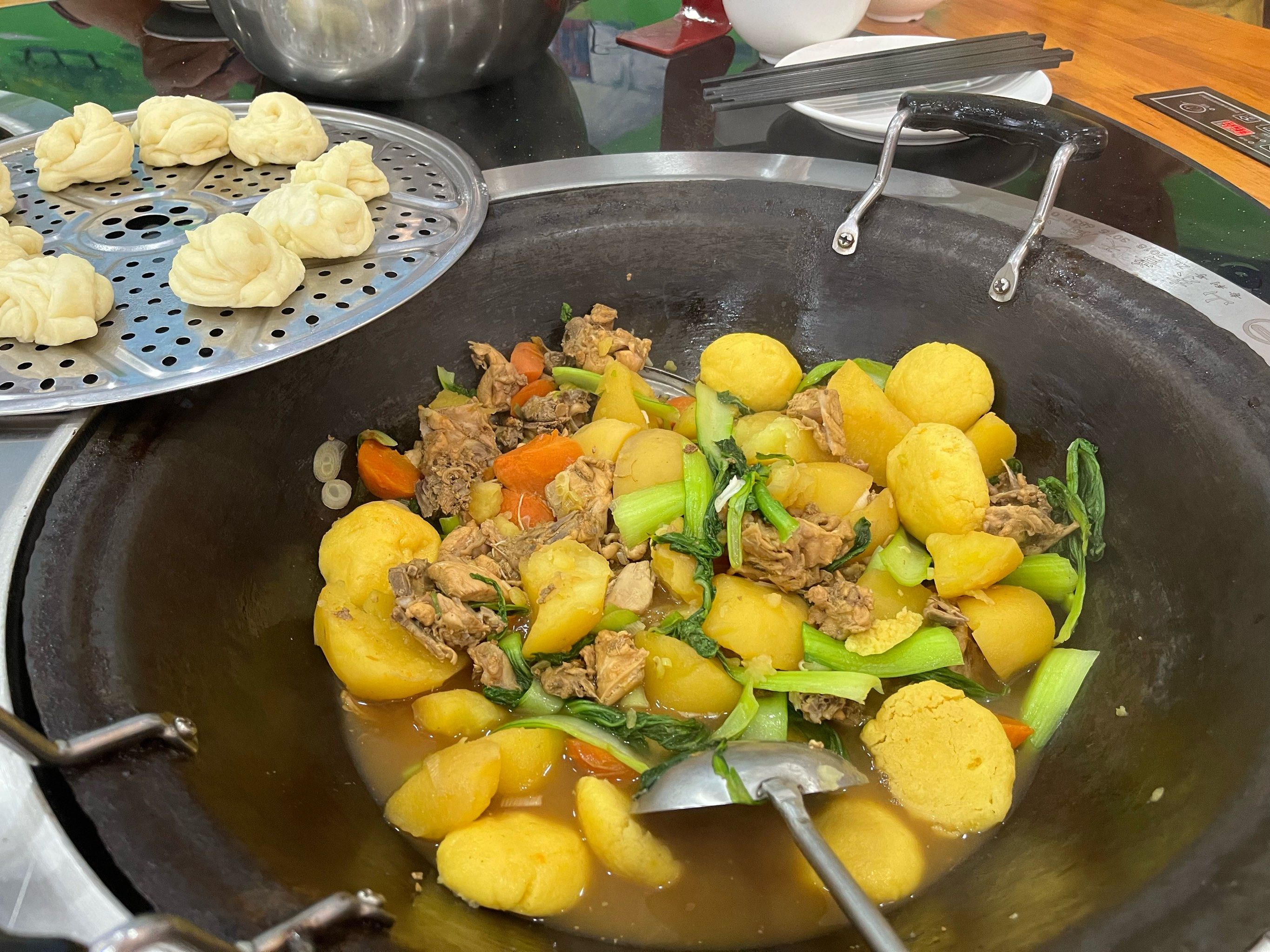 东北特色铁锅图片(东北特色铁锅炖装修效果图) 东北特色铁锅图片(东北特色铁锅炖装修效果图)