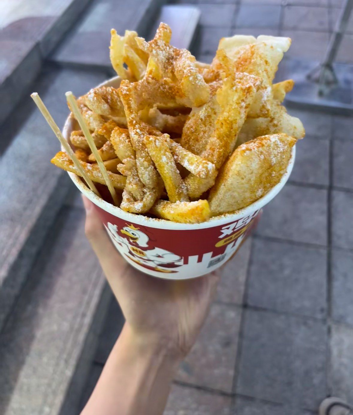 最具特色的路边小吃(路边小吃最火爆有哪些)