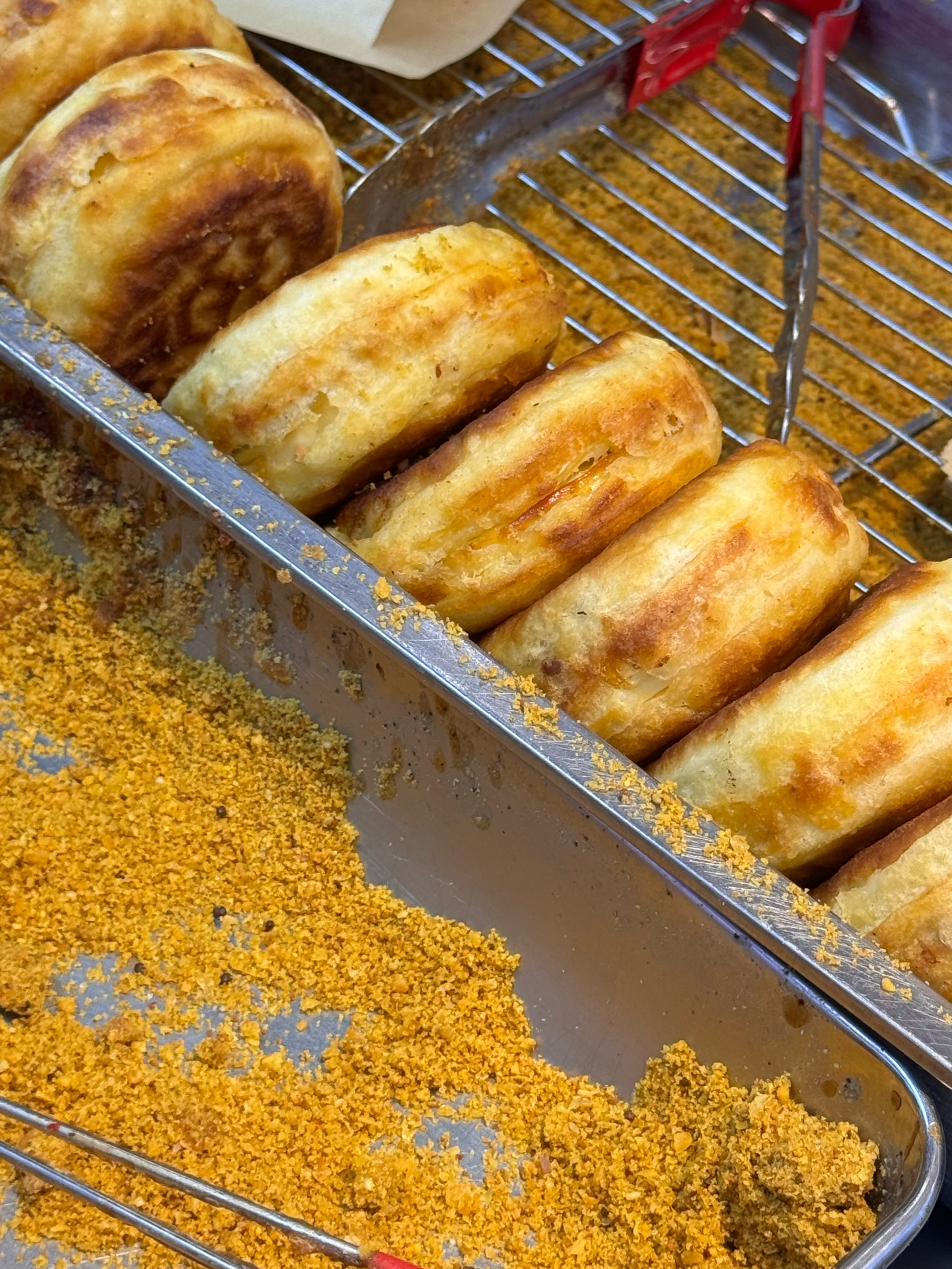 最具特色的路边小吃(路边小吃最火爆有哪些)