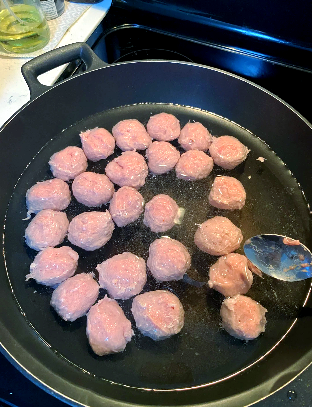 宁都肉丸子的家常做法(宁都肉丸子的家常做法是什么?配料比例怎么调配?)