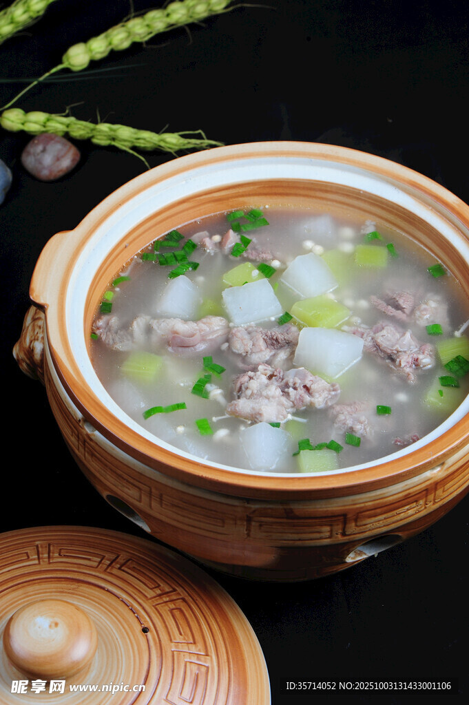 特色砂锅汤图片(特色砂锅菜谱大全有图窍门)