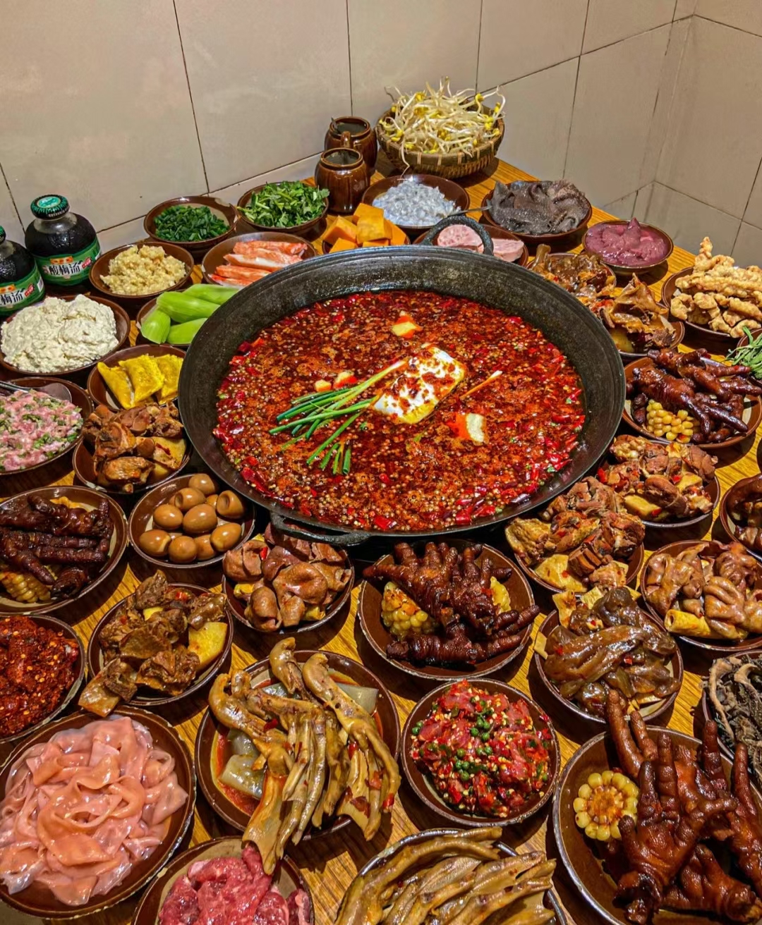 四川特色火锅菜(四川特色火锅菜品)