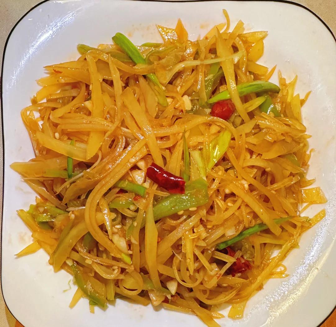 凉菜土豆丝怎么做(土豆丝凉菜做法图解)