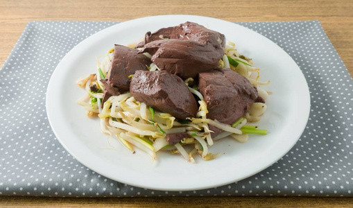 豆芽炒猪红特色名字(猪红豆芽汤的做法大全) 豆芽炒猪红特色名字(猪红豆芽汤的做法大全)