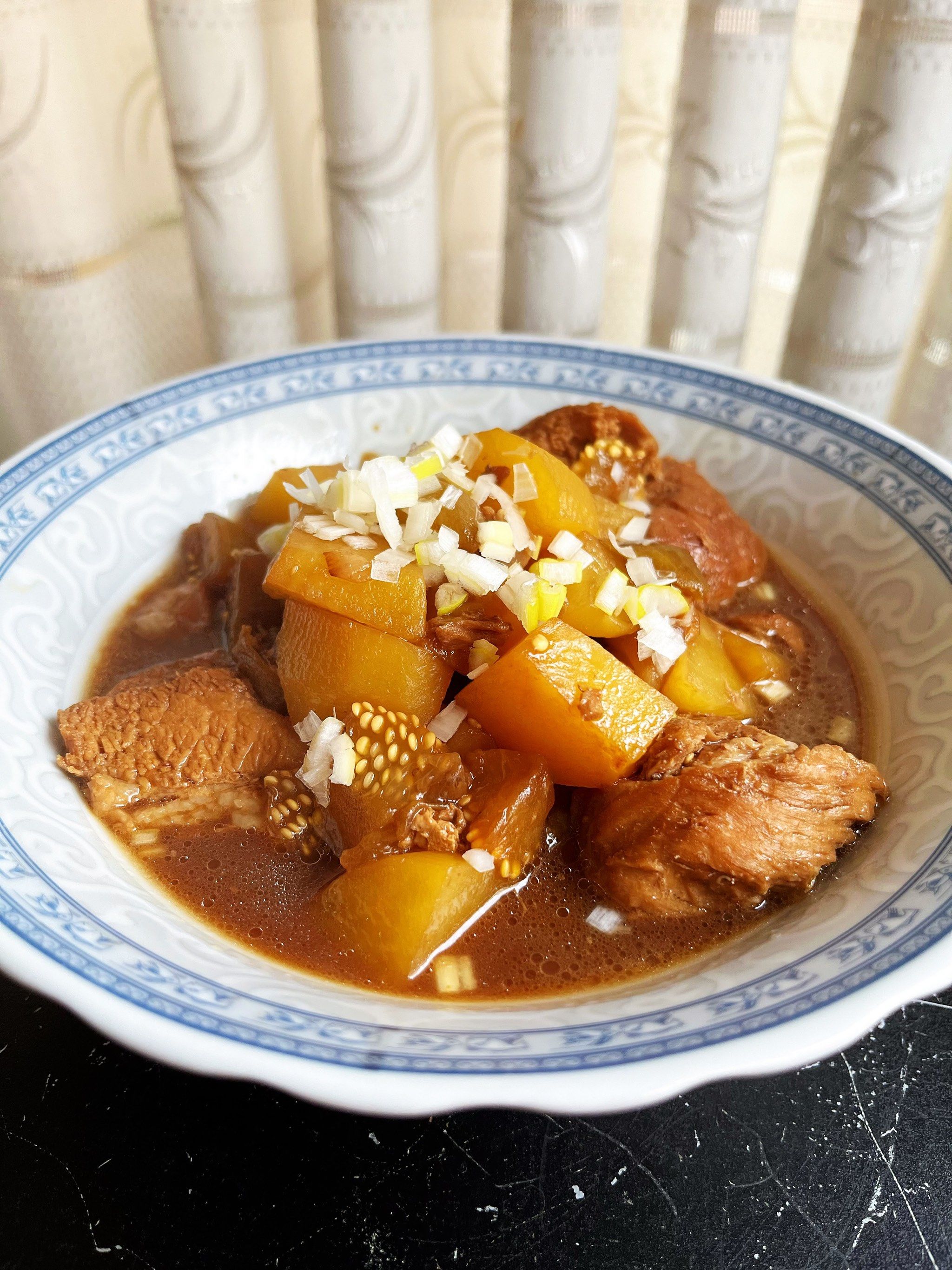 茄子炖土豆的家常做法(茄子炖土豆的家常做法是什么,怎么炖才能更入味?) 茄子炖土豆的家常做法(茄子炖土豆的家常做法是什么,怎么炖才能更入味?)