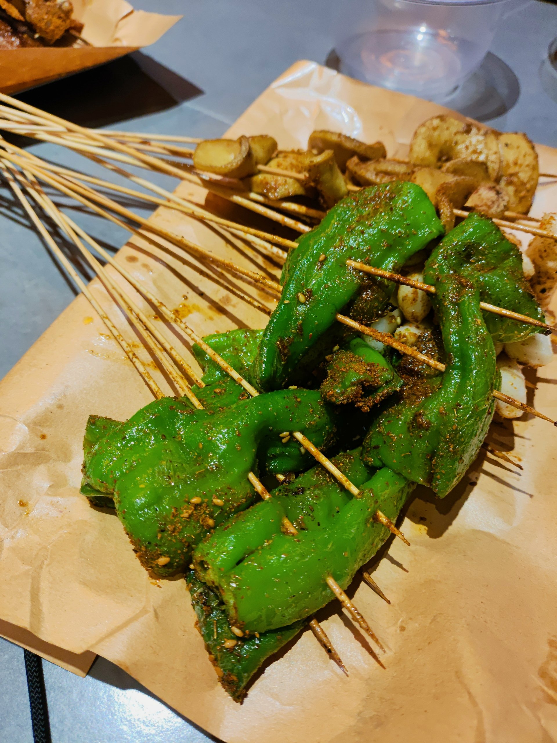 怎么烧烤素菜肉串(烧烤素菜串种类大全图片)