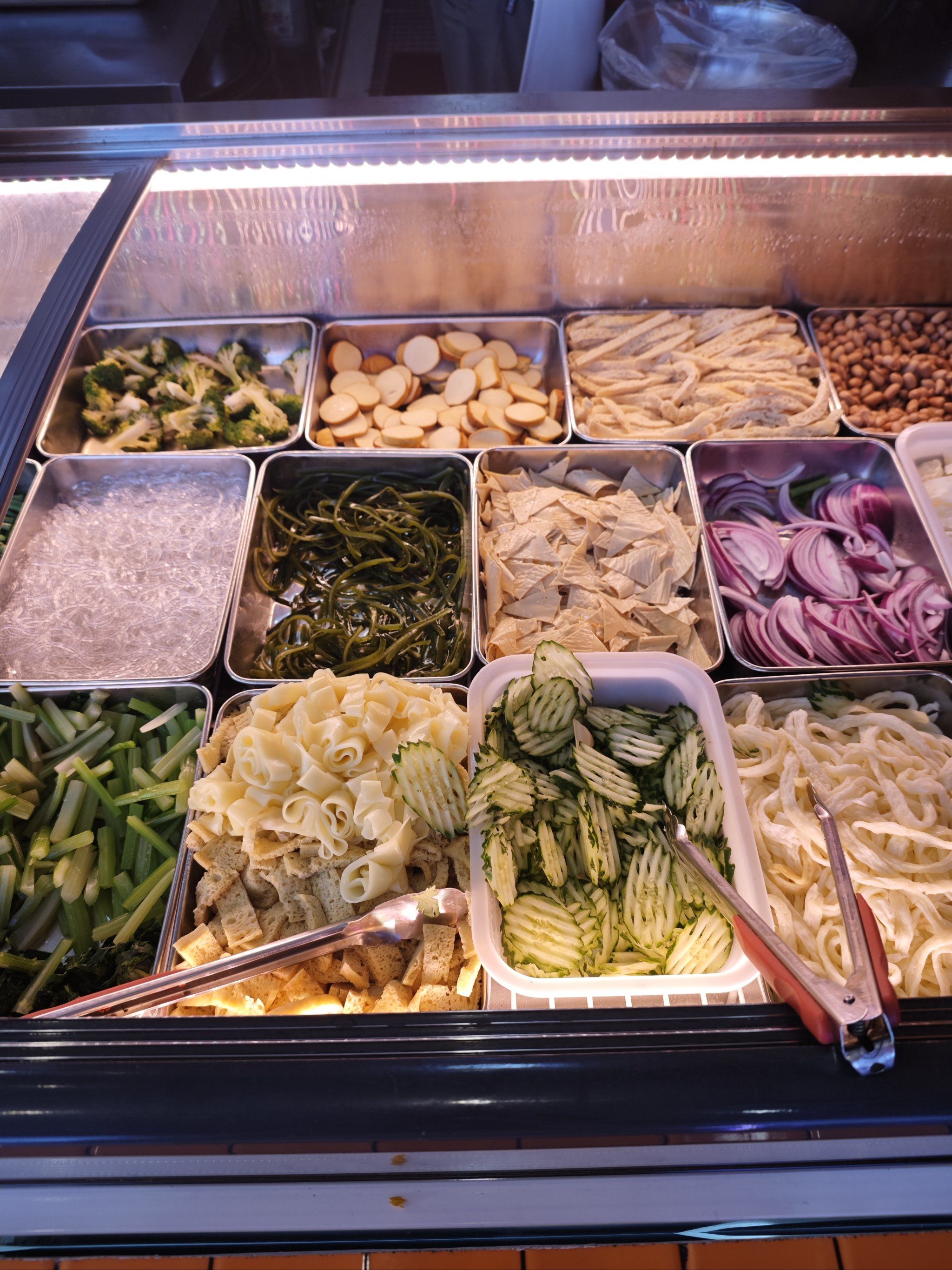 凉菜搭菜(凉菜怎样搭配好看) 凉菜搭菜(凉菜怎样搭配好看)