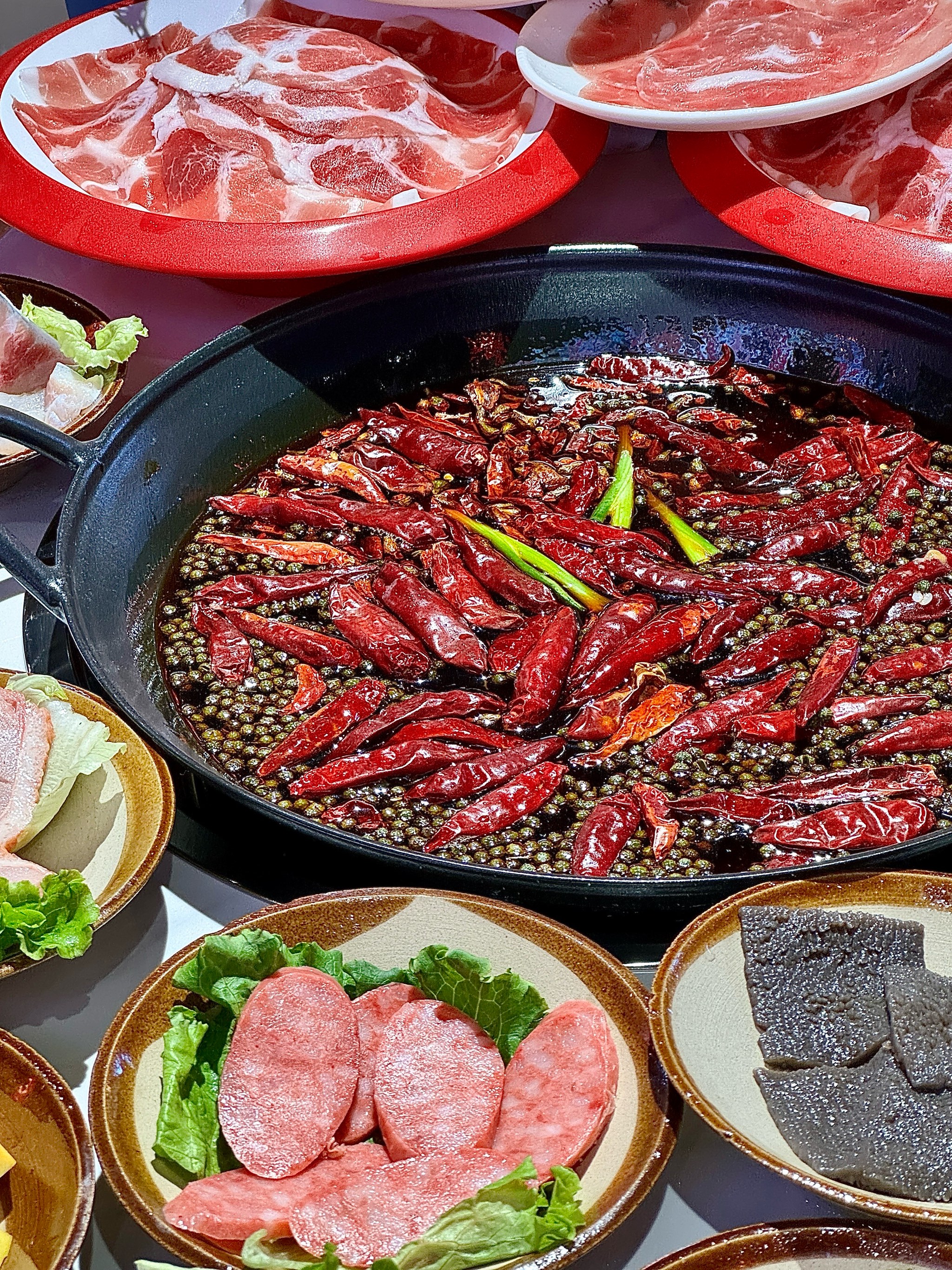 特色牛油火锅(好吃的牛油火锅)