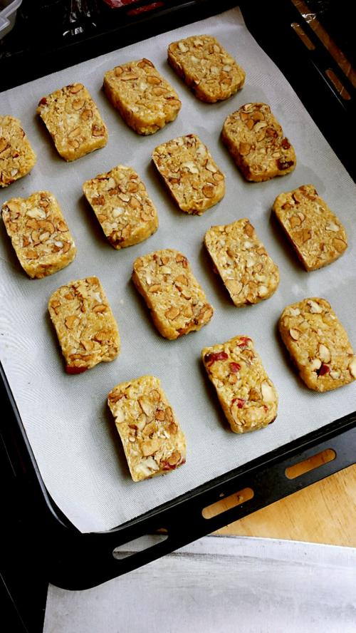 自制核桃饼干小吃(自制核桃饼干小吃视频)