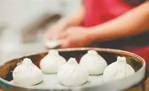 包子特色捏法(包子捏法慢动作视频,轻松掌握包子的简单包法) 包子特色捏法(包子捏法慢动作视频,轻松掌握包子的简单包法)