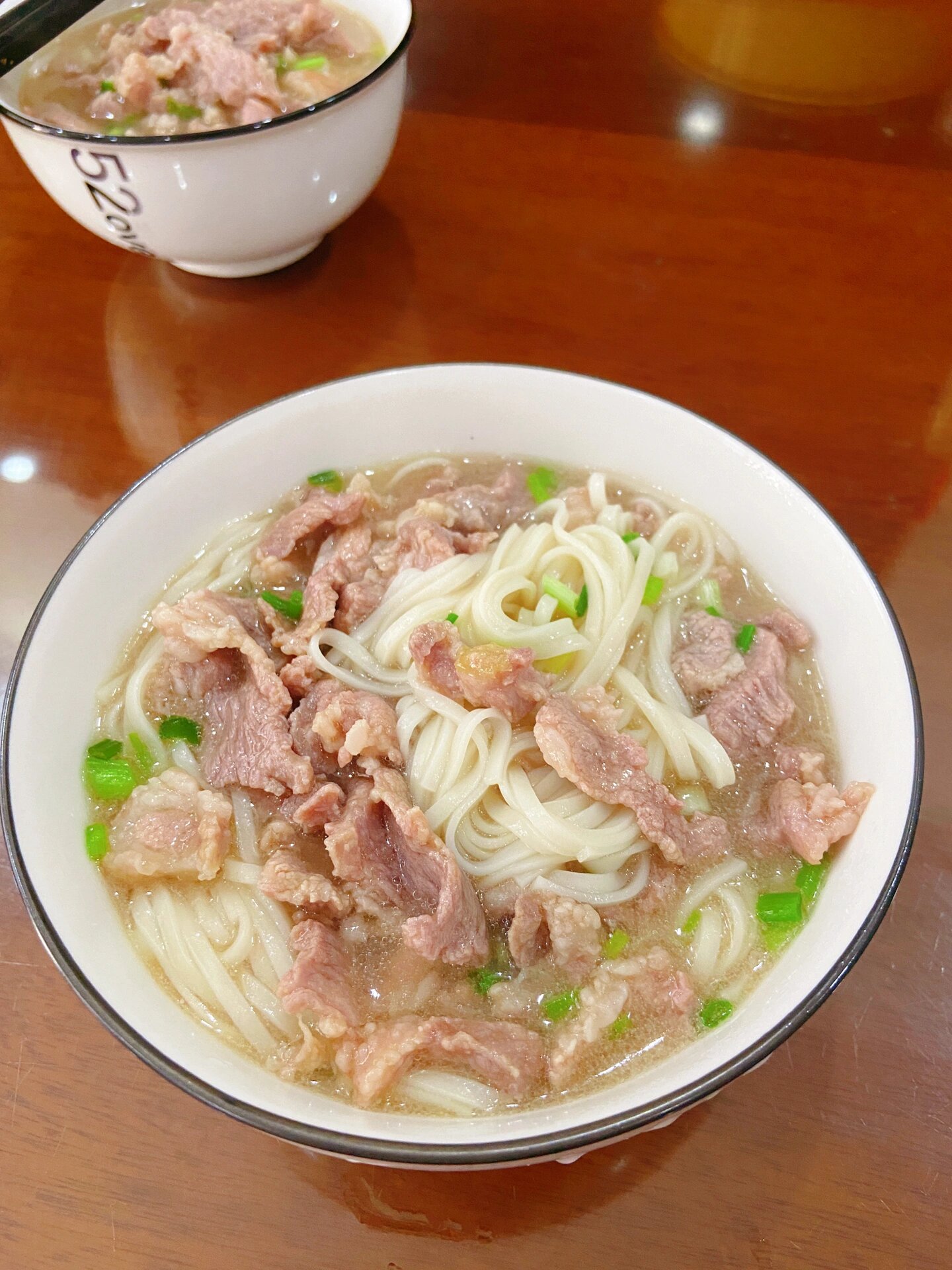 湖南特色瘦肉汤面(湖南瘦肉汤的做法大全)