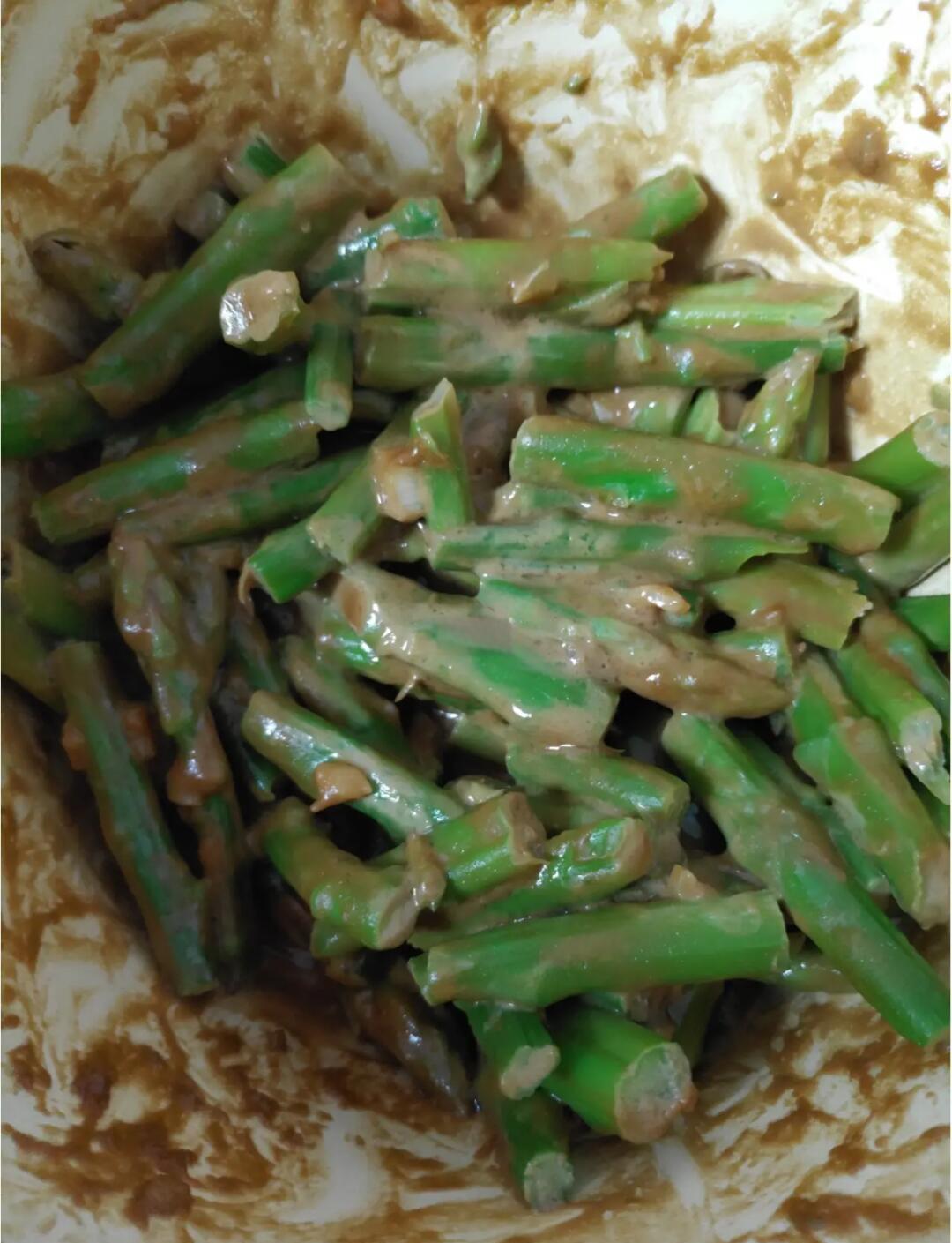 芦笋凉菜的做法(芦笋做的精美凉菜摆盘有哪些)