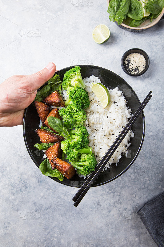 蒸米饭素菜(蒸米饭炒什么素菜好吃) 蒸米饭素菜(蒸米饭炒什么素菜好吃)