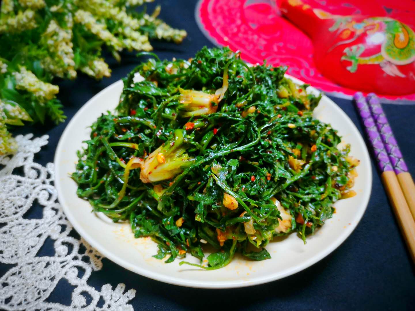 拌凉菜的野菜(凉拌野菜放什么调料)