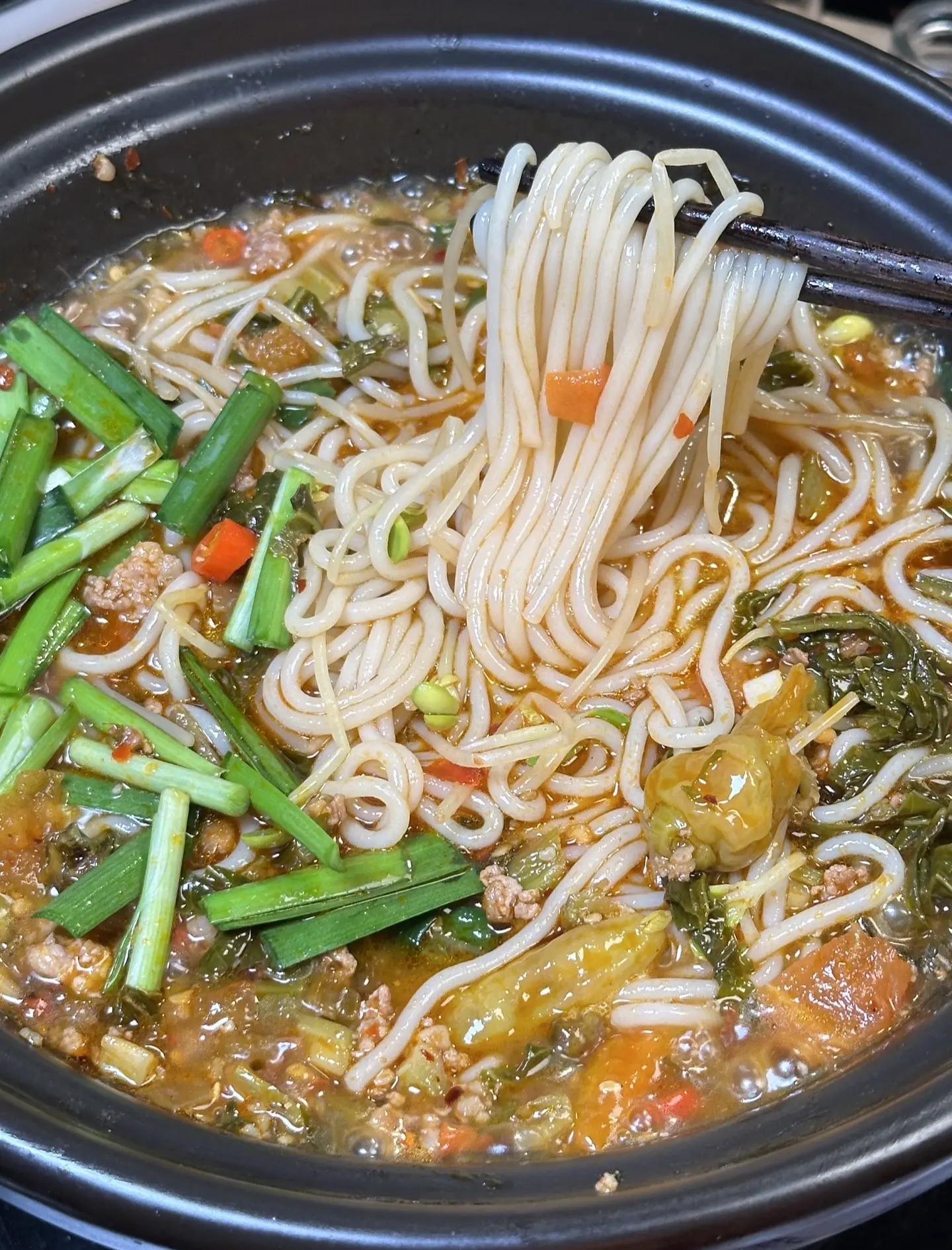 酸菜米粉家常做法(酸菜米粉家常做法大全)