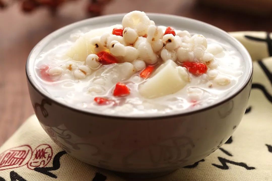 早餐薏米粥加(早餐薏米粥加牛奶好吗) 早餐薏米粥加(早餐薏米粥加牛奶好吗)