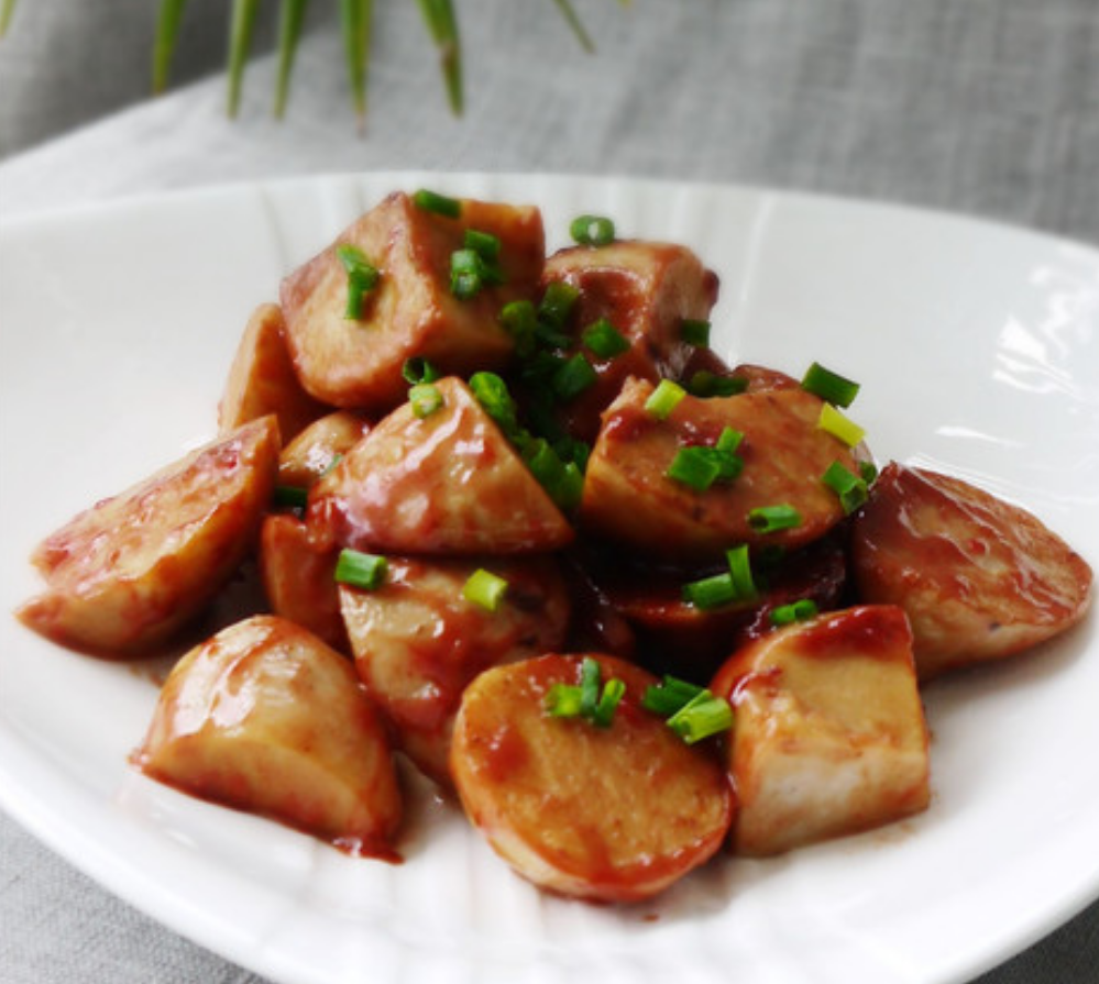 吴川特色焖芋头(吴川炆芋头怎么做的)