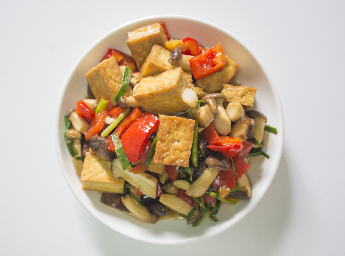 炒千叶豆腐的家常做法(如何炒千叶豆腐好吃又简单)