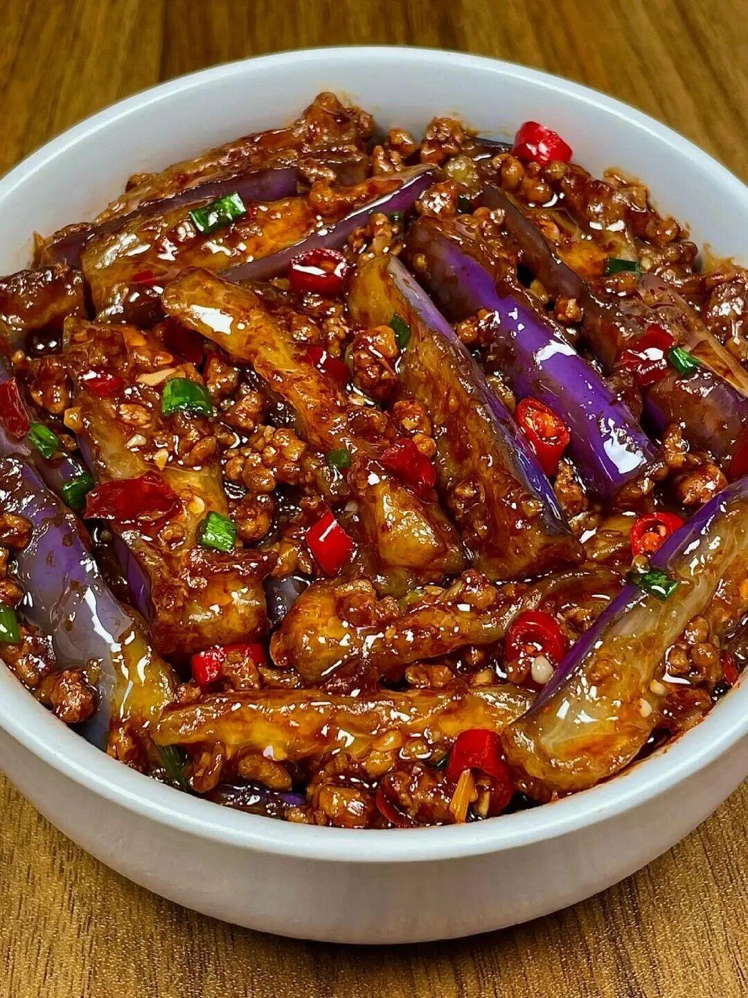 凉菜蒜末酱茄子(蒜酱茄子的家常做法窍门)