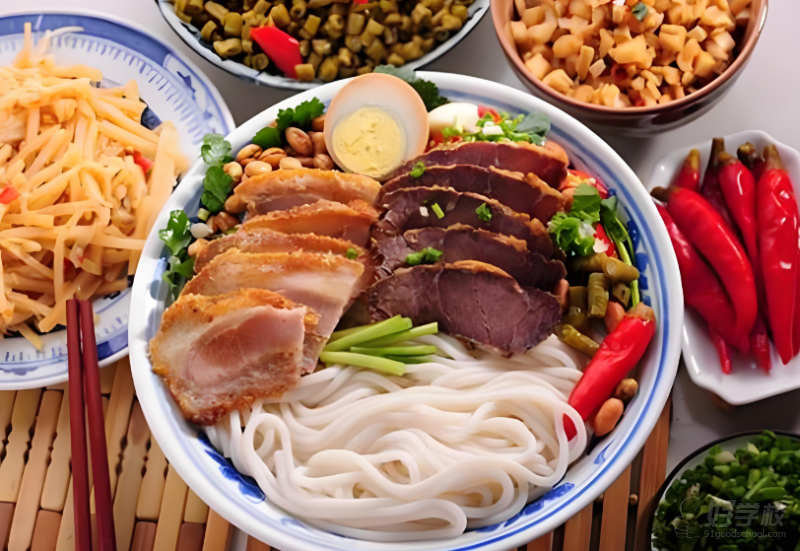 广西桂林小吃培训(广西桂林哪里有餐饮培训)