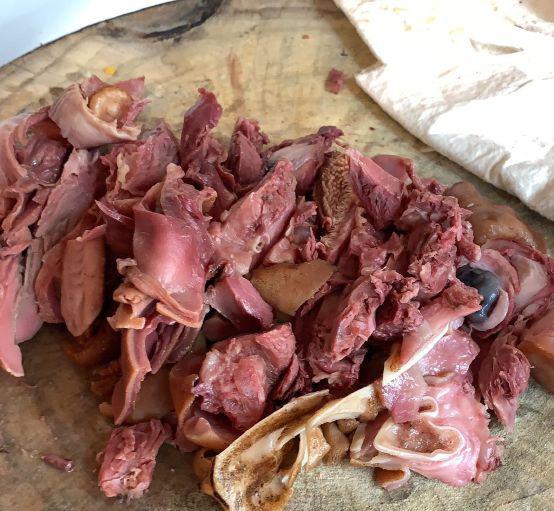 哪里有特色红烧羊头肉(食材_红烧羊头肉的家常做法窍门)