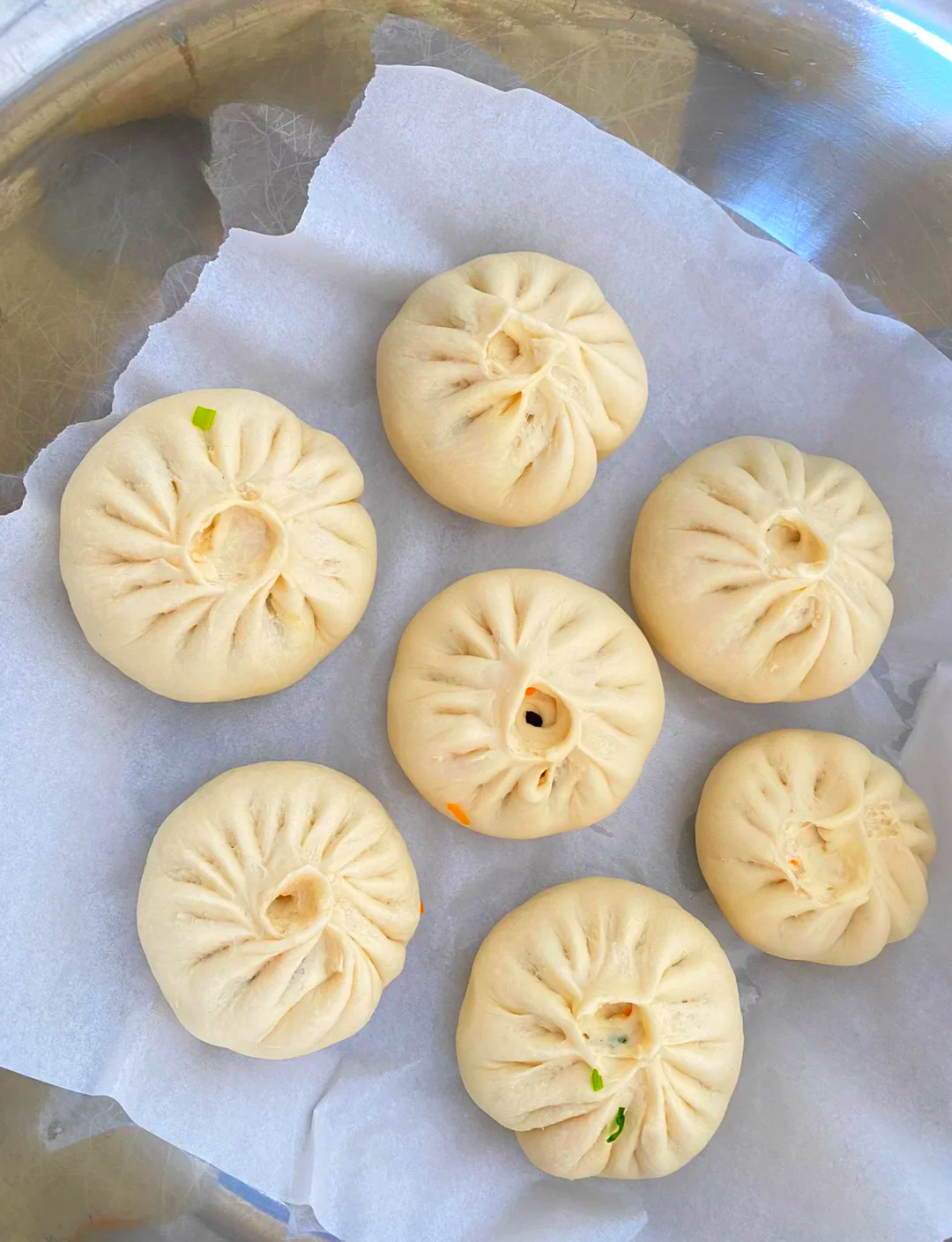 素菜包子里面放什么馅(素菜包子馅怎么才能鲜嫩多汁) 素菜包子里面放什么馅(素菜包子馅怎么才能鲜嫩多汁)