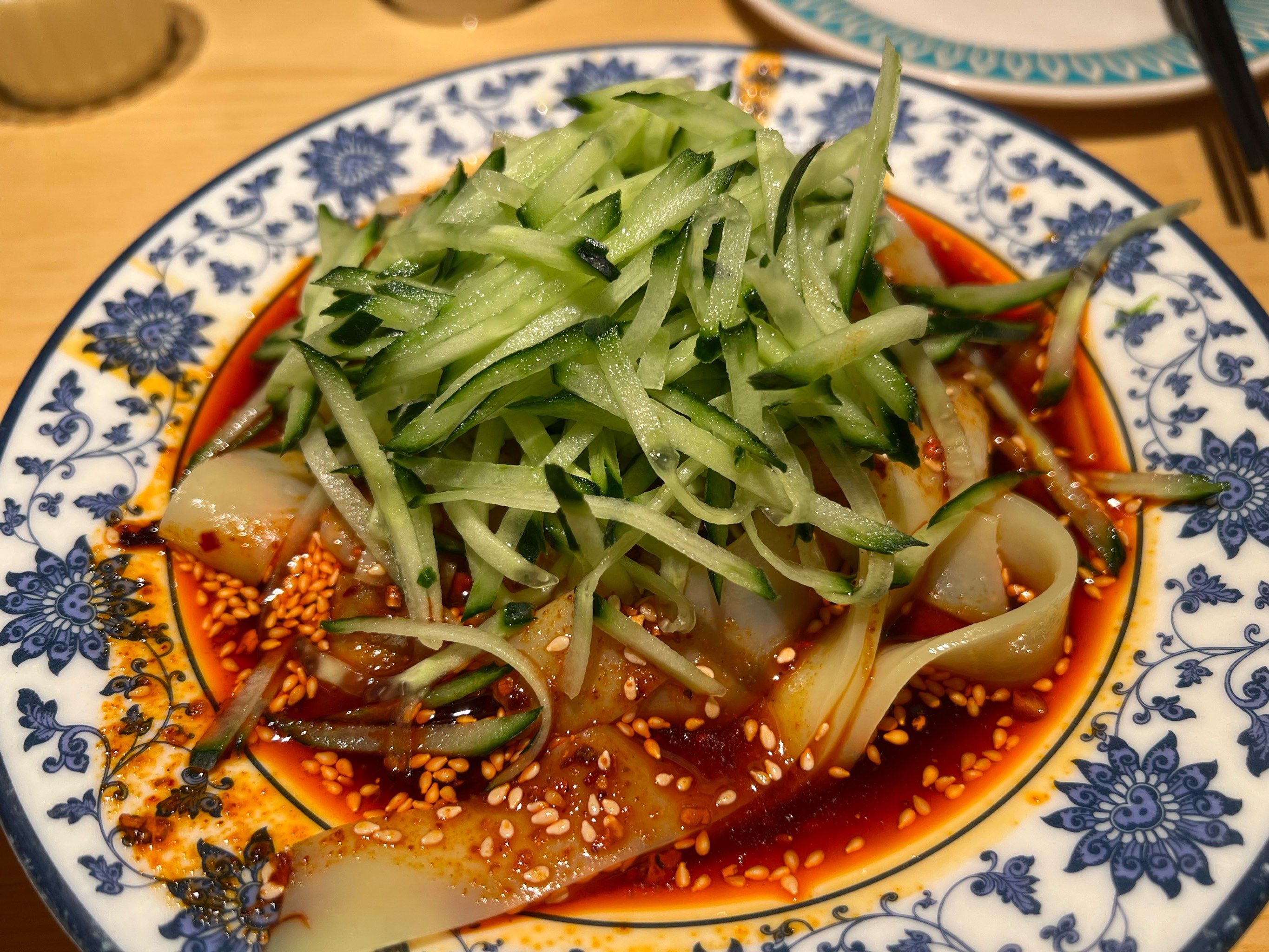 新疆伊犁小吃特色(新疆伊犁有哪些吃的)