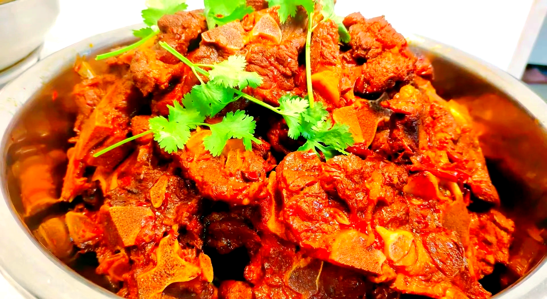 特色牛骨家常菜(特色牛骨家常菜做法)